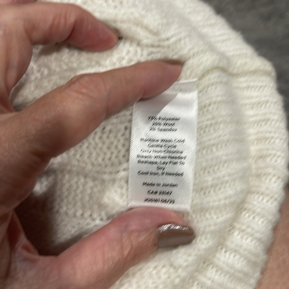 Talbots Sleeveless Ivory Cable Knit Turtleneck Wool Sweater Large Fisherman - Picture 5 of 7